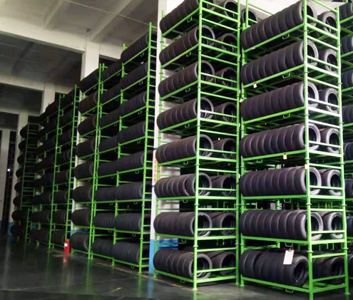 Design features of tire racks