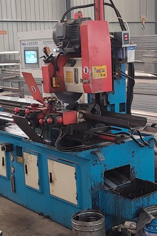 Steel cutting & welding