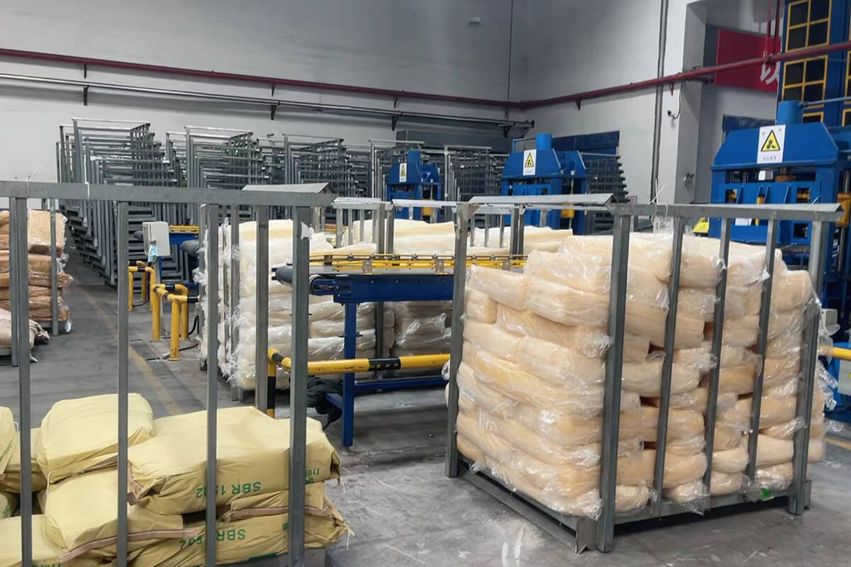 Natural Rubber Storage Racks2